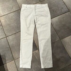 Trendy casual white pants/ slim legs